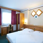 Santanton Hotel