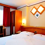 Hotel Santanton 4*
