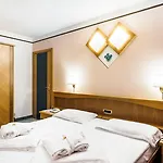Hotel Santanton 4*