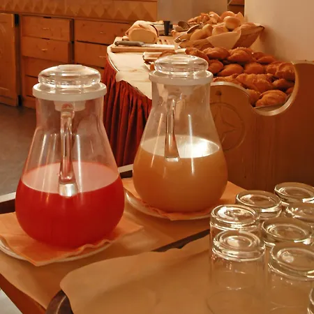 Otel Santanton 4*