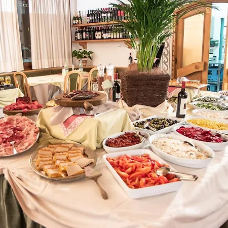 圣坦顿酒店 酒店