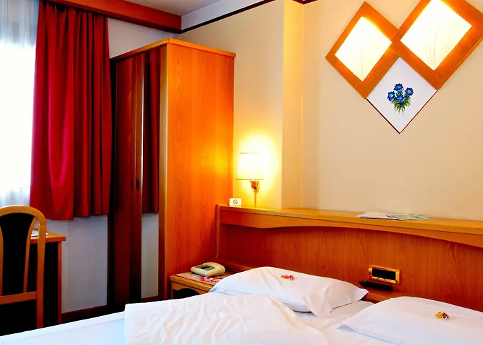 Hotel Santanton 4*